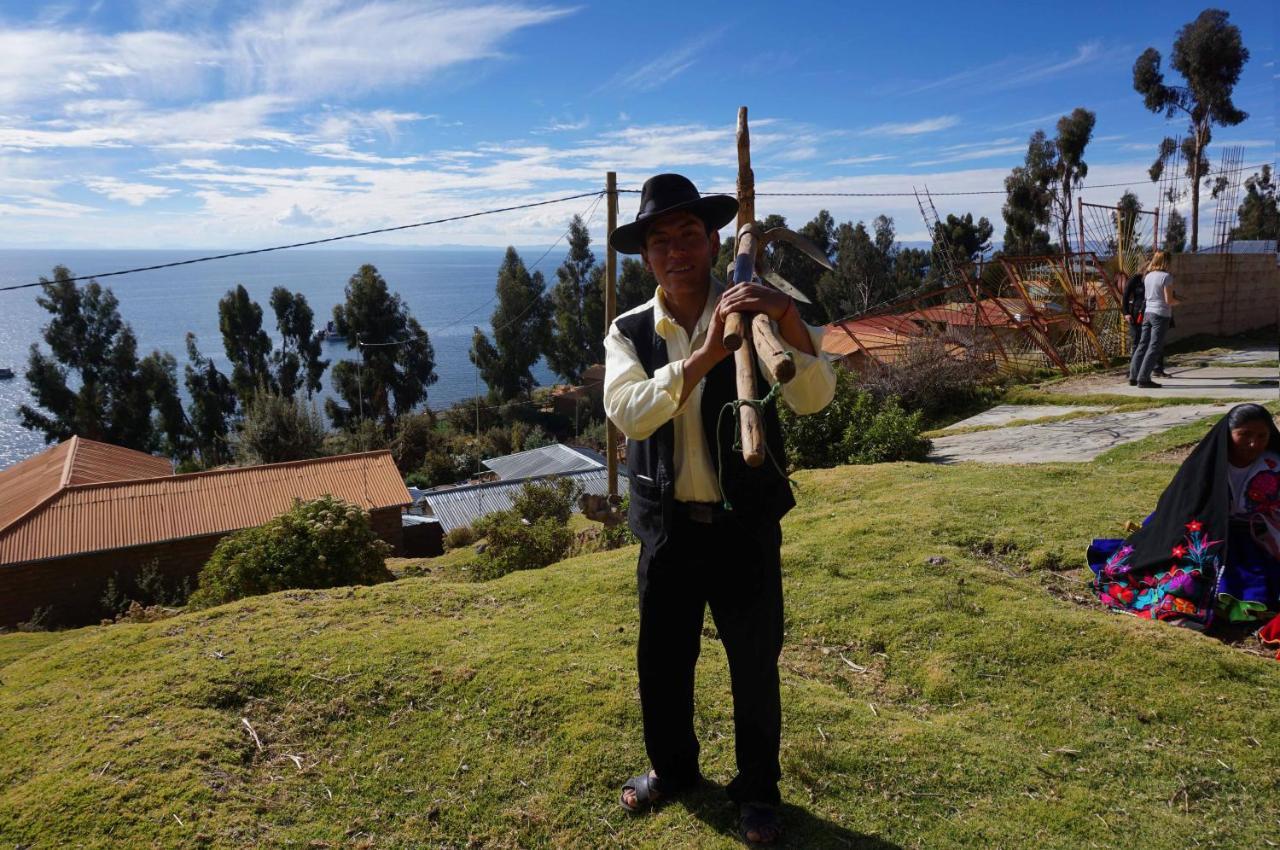 Tikawasi Homestay Comunidad Pueblo Isla Amantani Jose Luis Ocosuyo ภายนอก รูปภาพ