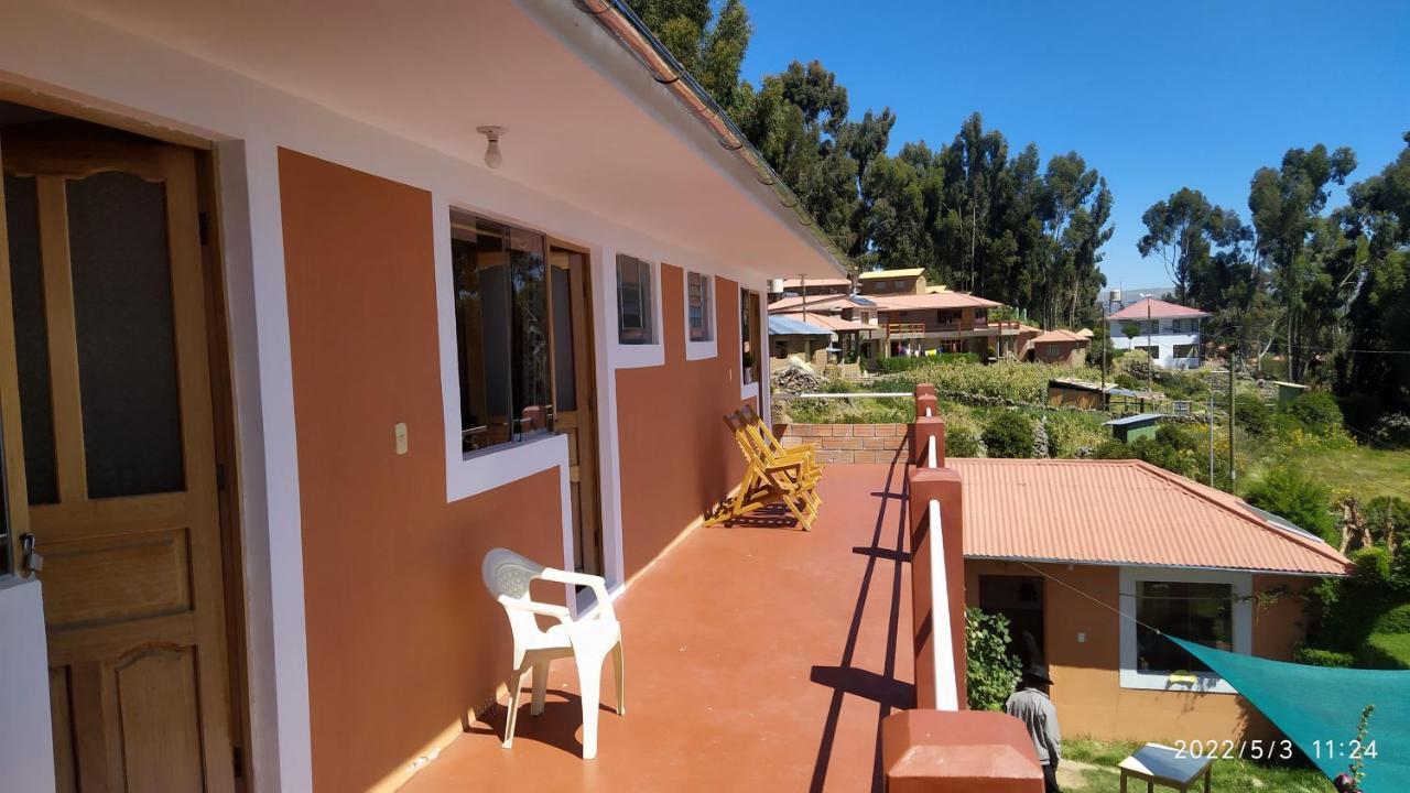 Tikawasi Homestay Comunidad Pueblo Isla Amantani Jose Luis Ocosuyo ภายนอก รูปภาพ